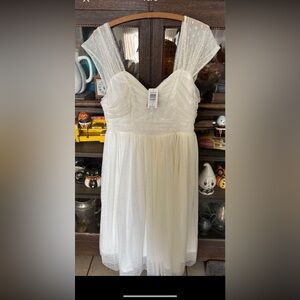 Torrid wedding dress retro/rockabilly! Size 10 can fit 12